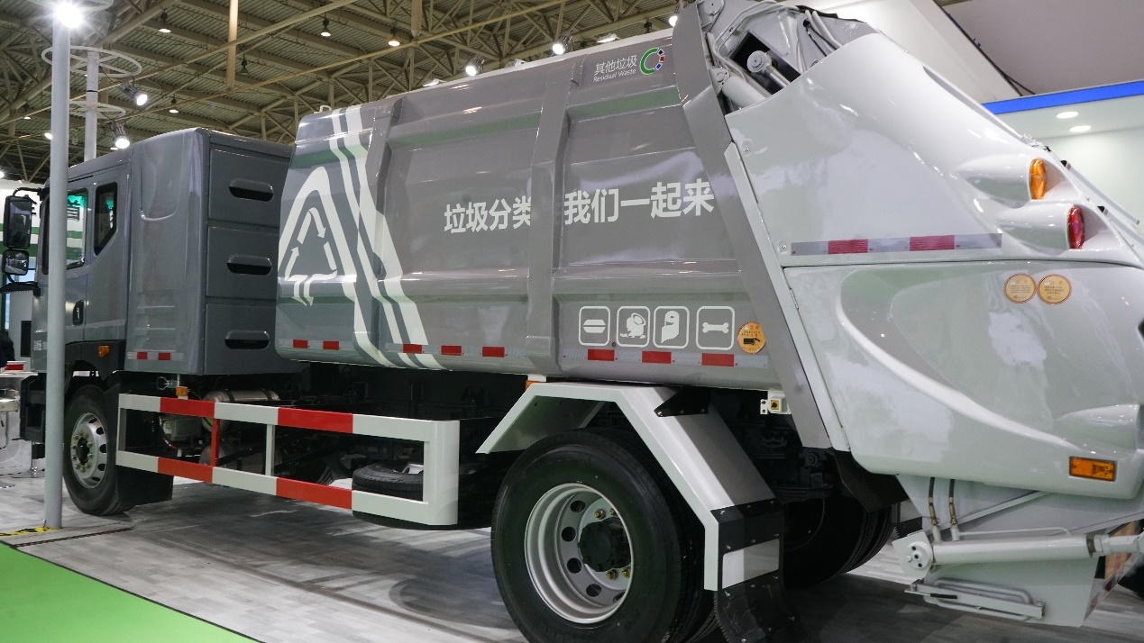 非凡国际专用车